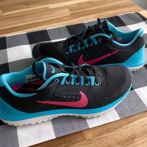 Nike Fitsole Athletic Shoes size 7.5